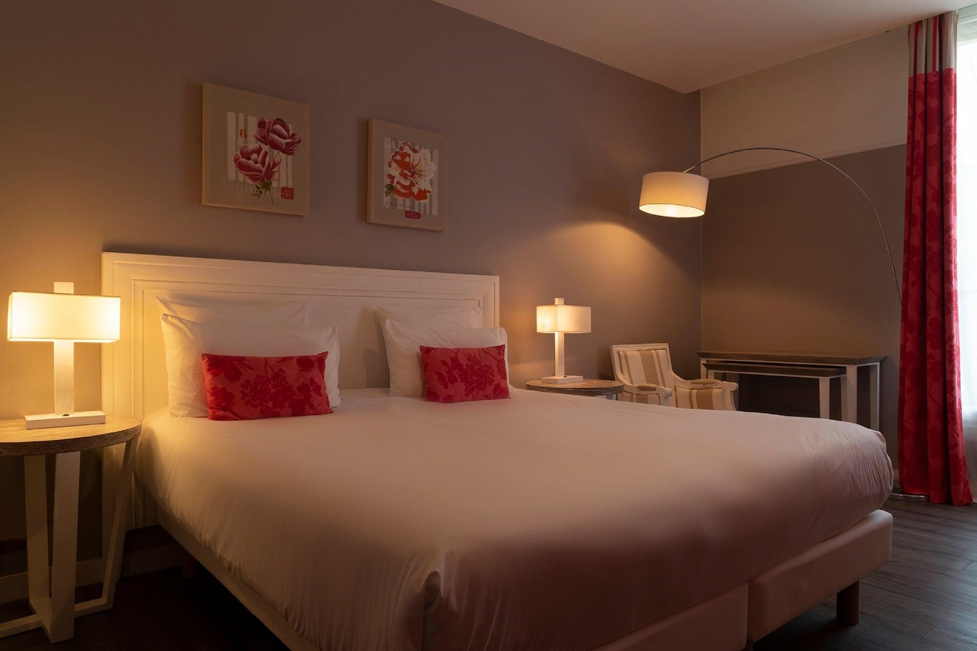 The Originals Boutique, Hotel Le Londres, Saumur Exterior photo