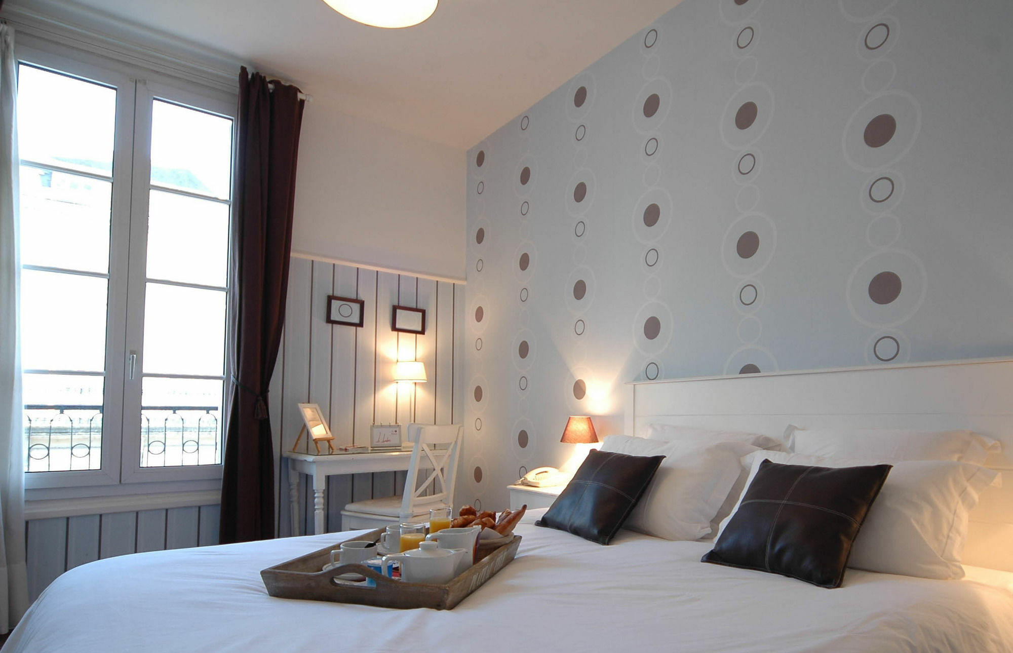 The Originals Boutique, Hotel Le Londres, Saumur Exterior photo