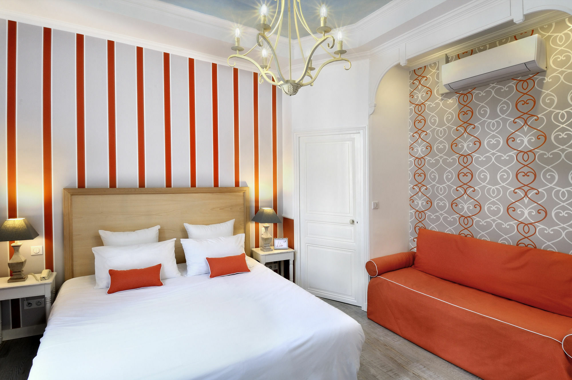 The Originals Boutique, Hotel Le Londres, Saumur Exterior photo
